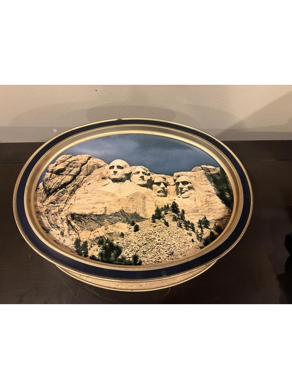 Vintage Oval Commemorative Metal Tin with Mount Rushmore and Liberty Bell Lid